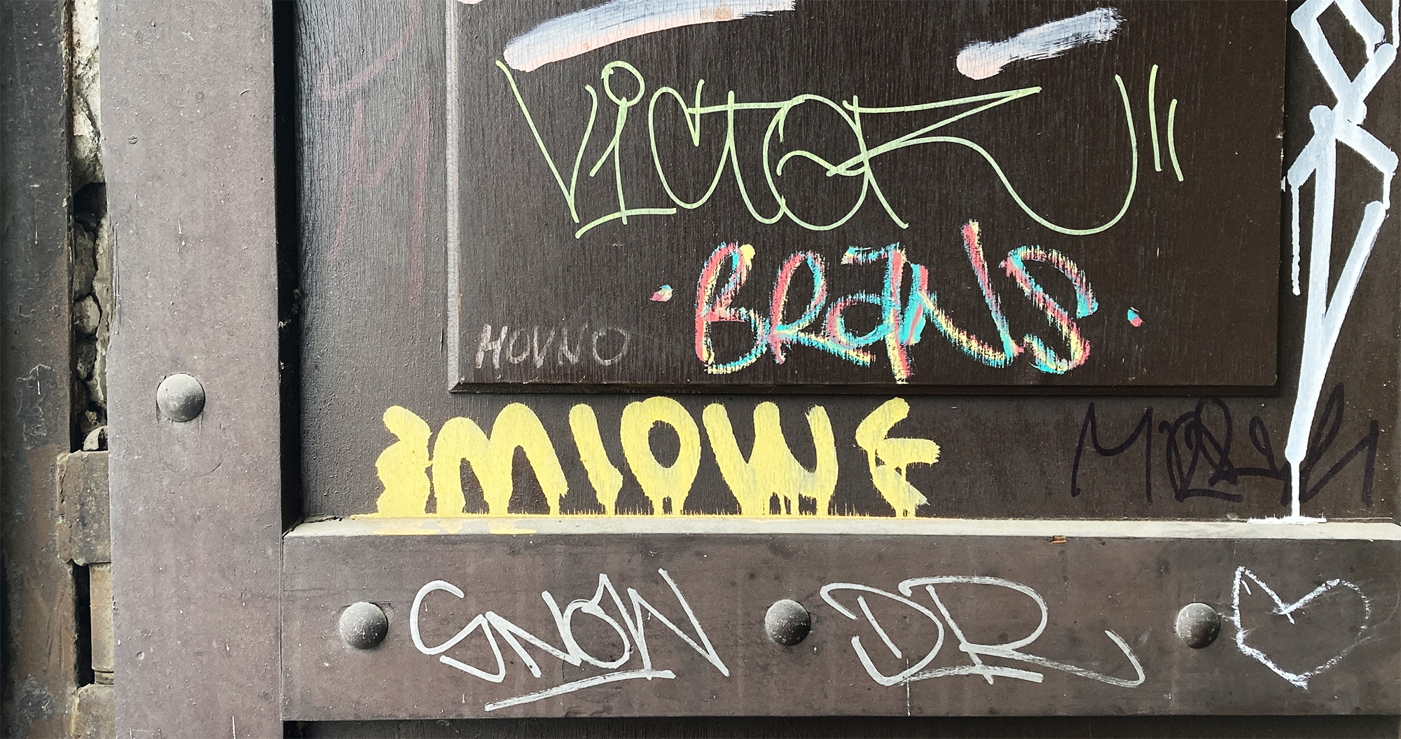 Hovno v Hole&scaron;ovic&iacute;ch